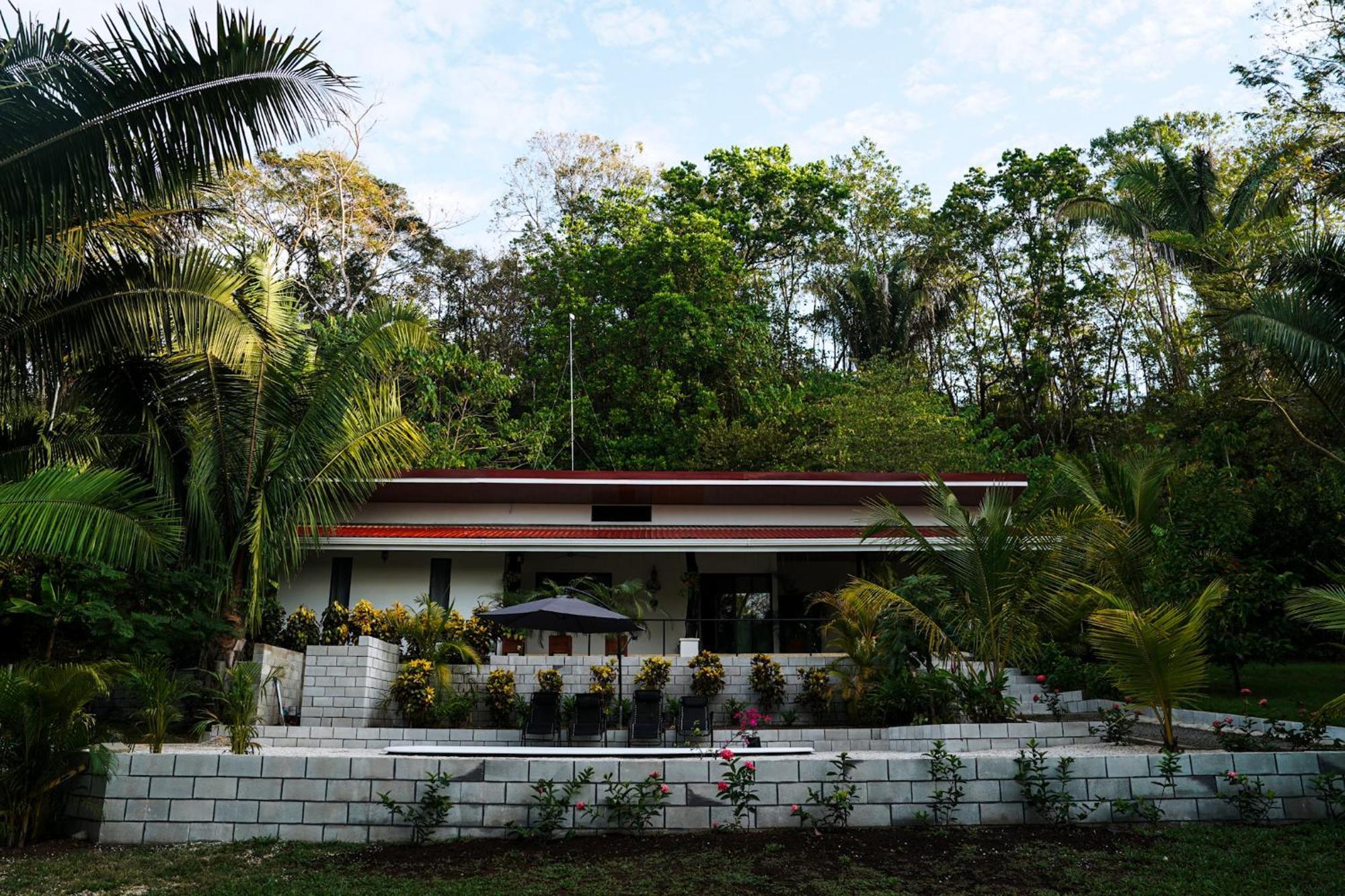 House In The Palm Forest Puerto Carrillo Exterior photo